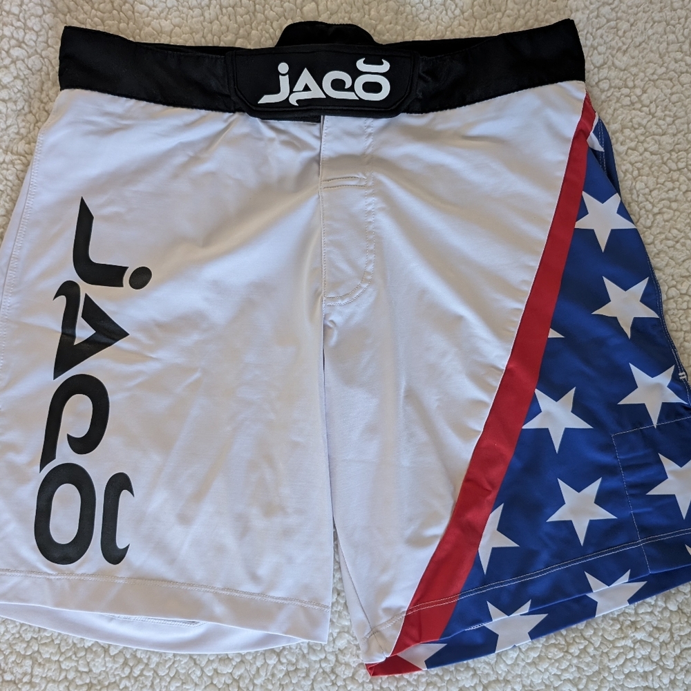 Jaco MMA shorts size 32 (SM-MED)